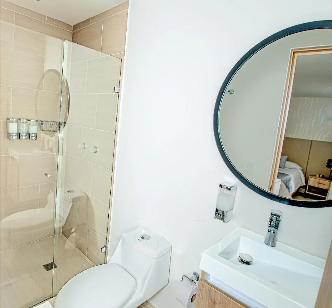 Apartamentos Montecarlo Medellin 0*,