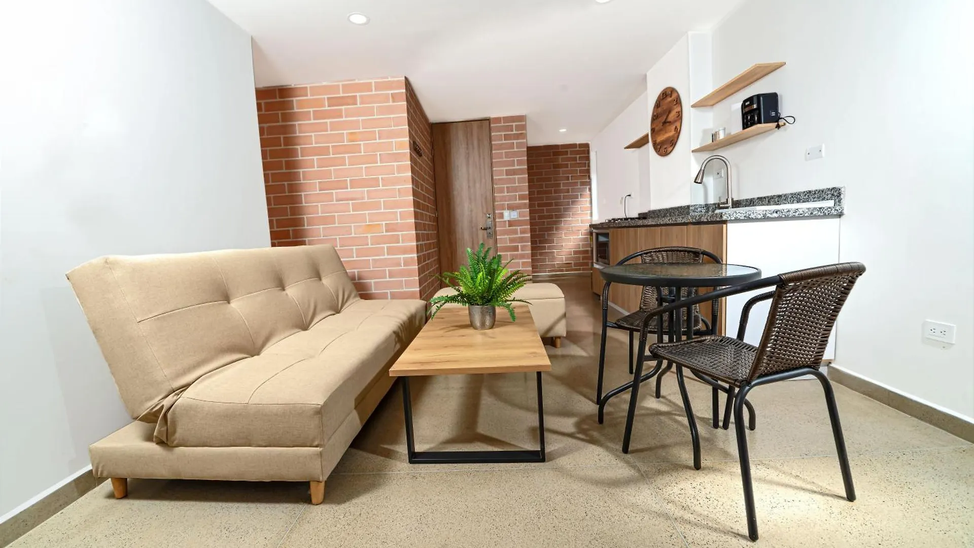 Apartamentos Montecarlo Medellin 0*,