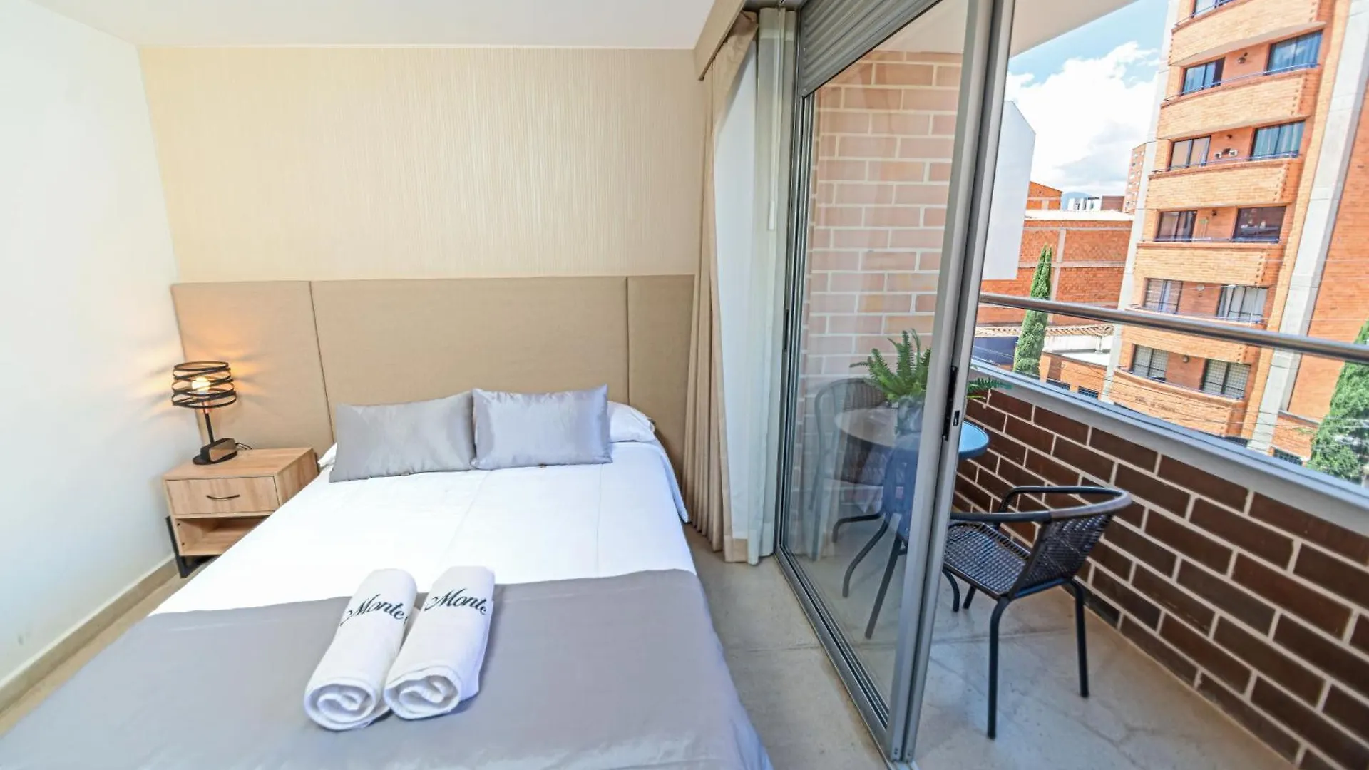 Apartamentos Montecarlo Medellin 0*,  Colombia
