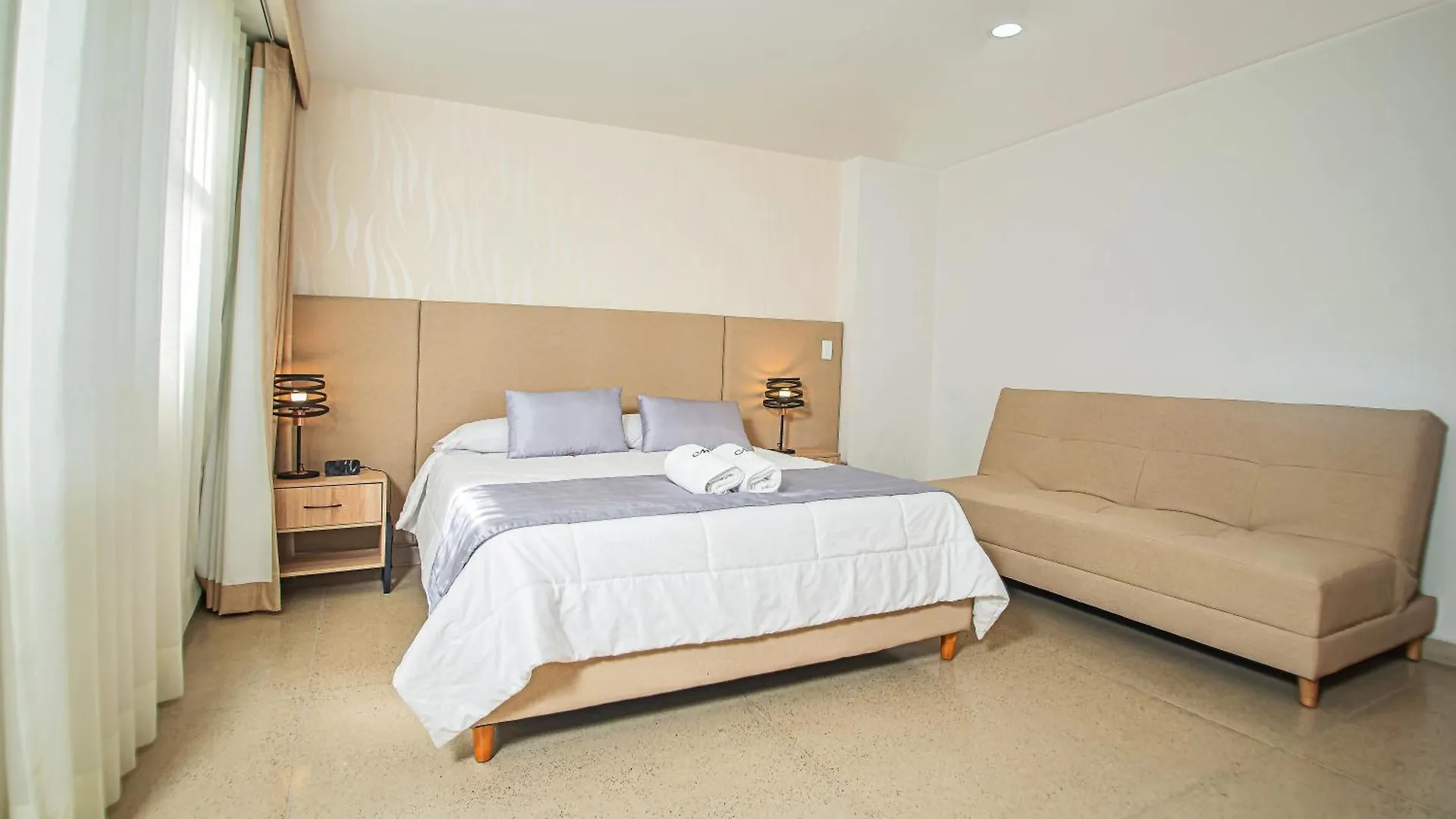 Apartamentos Montecarlo Medellin 0*,  Colombia